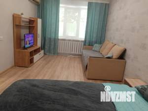 1-к квартира, посуточно, 30м2, 1/9 этаж