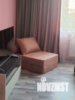 1-к квартира, посуточно, 43м2, 1/1 этаж