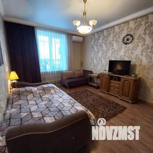 1-к квартира, посуточно, 45м2, 4/4 этаж