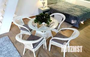 Студия квартира, посуточно, 75м2, 1/1 этаж