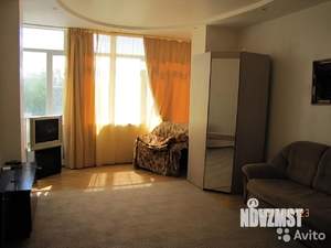 1-к квартира, на длительный срок, 60м2, 3/5 этаж