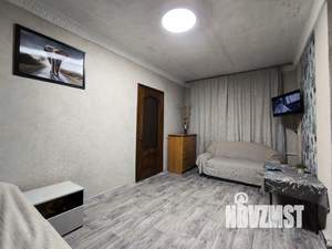 1-к квартира, посуточно, 42м2, 1/1 этаж