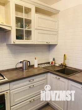 Студия квартира, посуточно, 40м2, 4/5 этаж