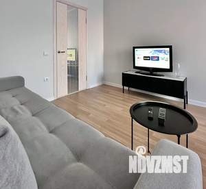 1-к квартира, посуточно, 42м2, 8/10 этаж