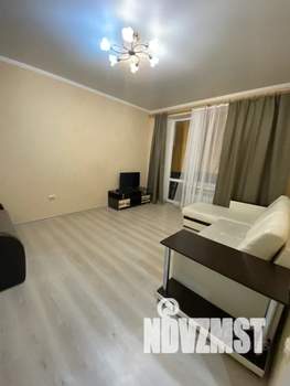 1-к квартира, посуточно, 40м2, 3/3 этаж