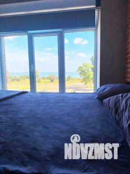 Студия квартира, посуточно, 43м2, 4/8 этаж