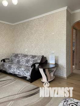 1-к квартира, посуточно, 36м2, 3/5 этаж