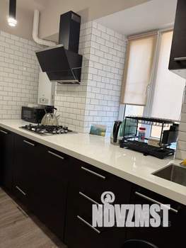 3-к квартира, посуточно, 54м2, 1/3 этаж