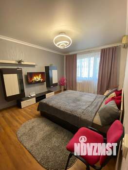 1-к квартира, посуточно, 38м2, 8/10 этаж