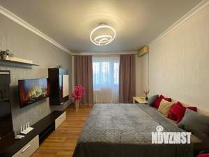 1-к квартира, посуточно, 38м2, 8/10 этаж