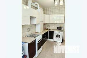 1-к квартира, посуточно, 42м2, 1/3 этаж