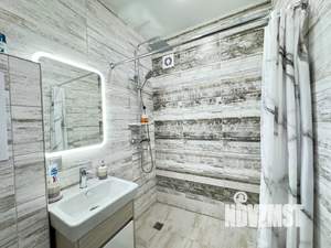 2-к квартира, посуточно, 63м2, 3/8 этаж