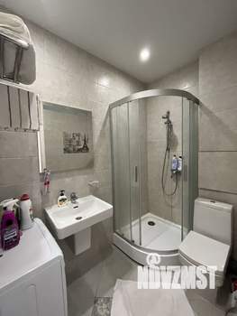 Студия квартира, посуточно, 40м2, 3/5 этаж