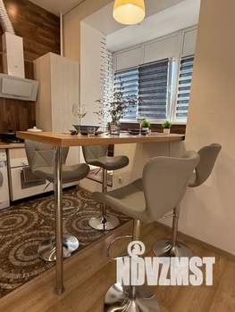 Студия квартира, посуточно, 55м2, 2/3 этаж