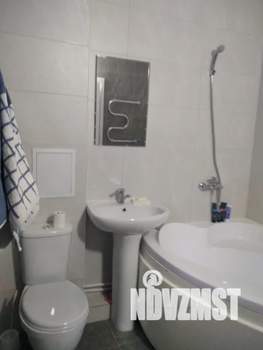 Студия квартира, посуточно, 29м2, 1/8 этаж