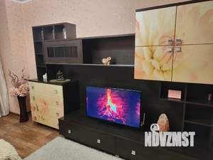 1-к квартира, посуточно, 42м2, 2/10 этаж