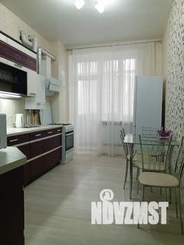 1-к квартира, посуточно, 43м2, 1/3 этаж