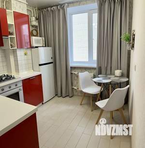 1-к квартира, посуточно, 40м2, 5/9 этаж