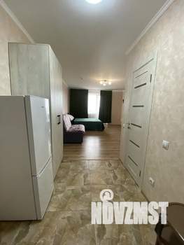 Студия квартира, посуточно, 28м2, 8/10 этаж