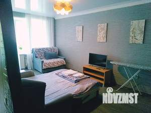 1-к квартира, посуточно, 33м2, 3/5 этаж