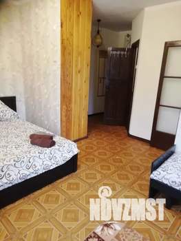 1-к квартира, посуточно, 28м2, 3/5 этаж