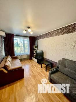 1-к квартира, посуточно, 40м2, 1/3 этаж