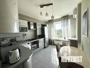 2-к квартира, посуточно, 50м2, 1/1 этаж