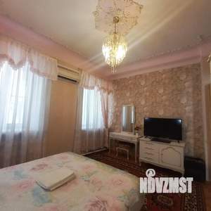 2-к квартира, посуточно, 40м2, 1/2 этаж