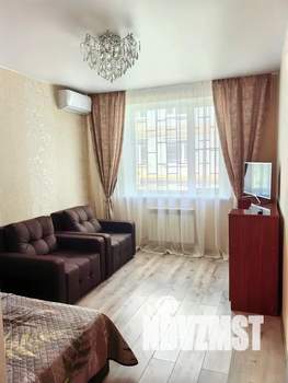 1-к квартира, посуточно, 40м2, 1/3 этаж