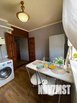 1-к квартира, посуточно, 37м2, 8/10 этаж