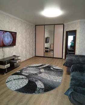 1-к квартира, на длительный срок, 60м2, 3/5 этаж