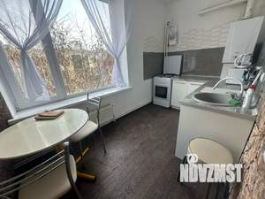 1-к квартира, посуточно, 38м2, 3/3 этаж