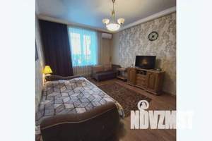 1-к квартира, посуточно, 50м2, 4/4 этаж