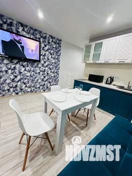 Студия квартира, посуточно, 33м2, 7/10 этаж