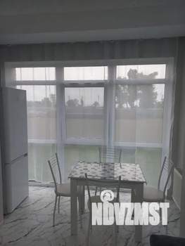1-к квартира, посуточно, 40м2, 1/8 этаж