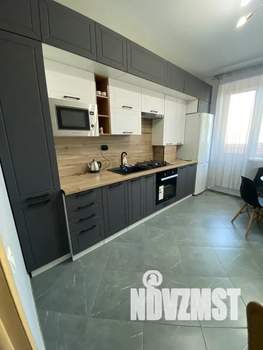 1-к квартира, посуточно, 53м2, 1/5 этаж