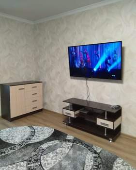 1-к квартира, на длительный срок, 60м2, 3/5 этаж