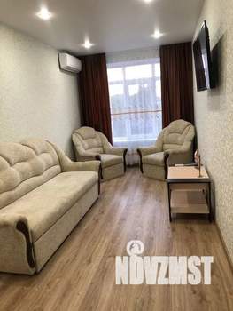 1-к квартира, посуточно, 40м2, 2/8 этаж