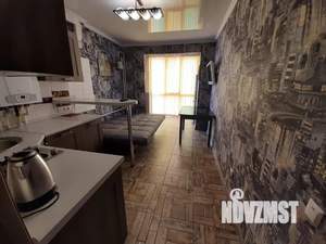 1-к квартира, посуточно, 44м2, 3/3 этаж