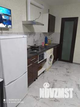 Студия квартира, посуточно, 25м2, 1/9 этаж