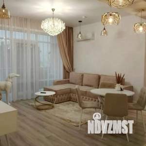 1-к квартира, посуточно, 50м2, 1/1 этаж