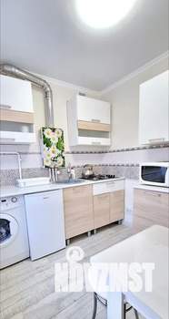 1-к квартира, посуточно, 32м2, 3/5 этаж