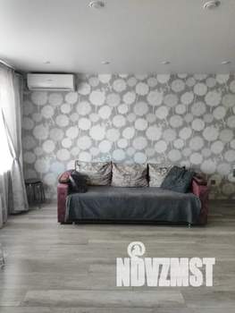 Студия квартира, посуточно, 30м2, 1/5 этаж