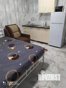 Студия квартира, посуточно, 25м2, 1/10 этаж