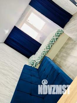 Студия квартира, посуточно, 33м2, 8/10 этаж