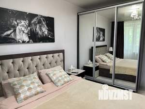 2-к квартира, посуточно, 46м2, 5/5 этаж