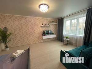 1-к квартира, посуточно, 53м2, 1/1 этаж