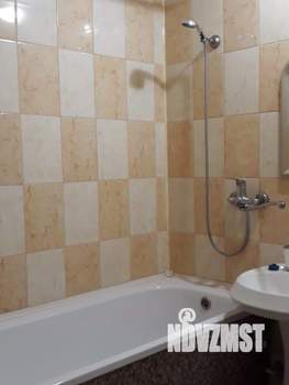 1-к квартира, посуточно, 40м2, 10/10 этаж