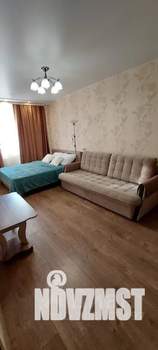 1-к квартира, посуточно, 46м2, 2/10 этаж