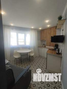 1-к квартира, посуточно, 37м2, 2/2 этаж